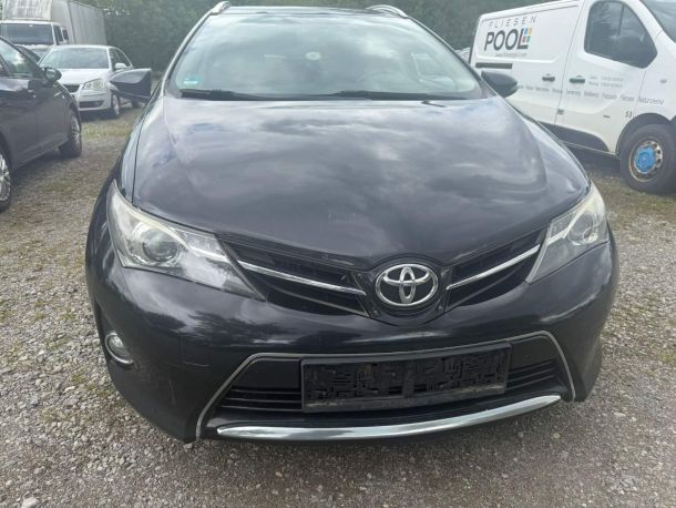 Toyota Auris 1.4 Dizel 2014 sa 28000 km na prodaju