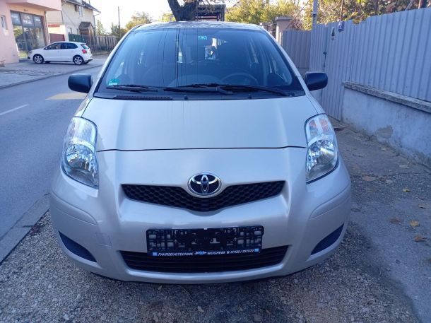 Toyota Yaris 1.3 benzin 2009