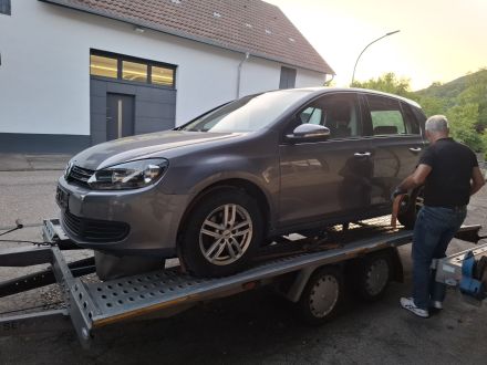 Dostava na prikolici